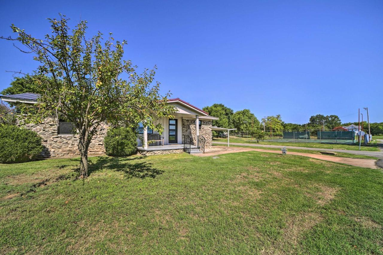 Eufaula Retreat With Lake Views Walk To Marina Villa Exterior photo